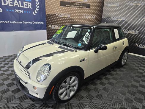 Used 2005 MINI Cooper S image 1