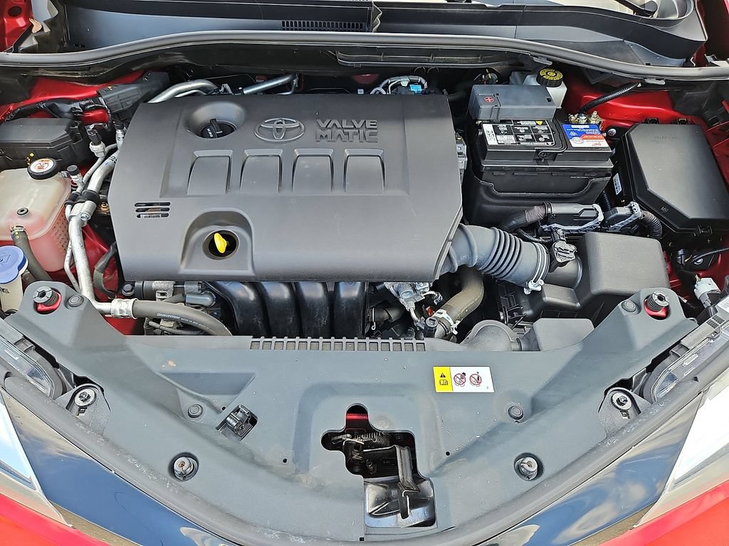 Used 2020 Toyota C-HR LE FWD image 27