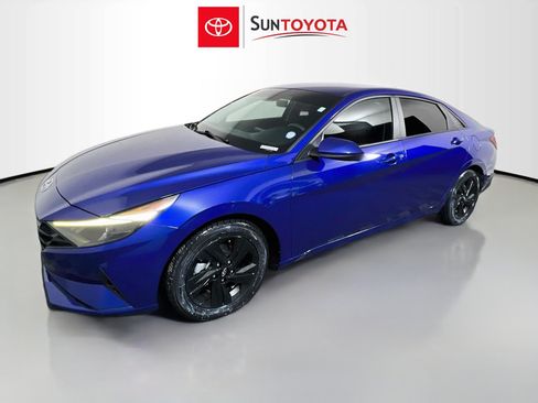 Used 2023 Hyundai Elantra Blue w/ Cargo Package FWD image 9