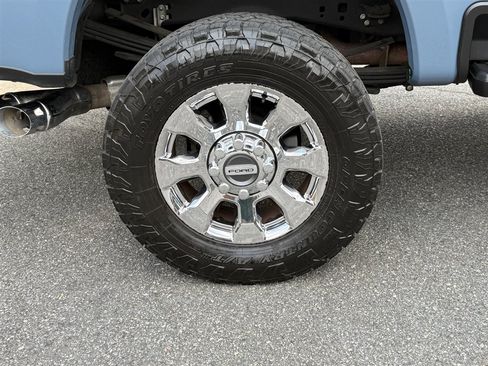 Used 2023 Ford F350 Lariat w/ Chrome Package AWD/4WD image 33