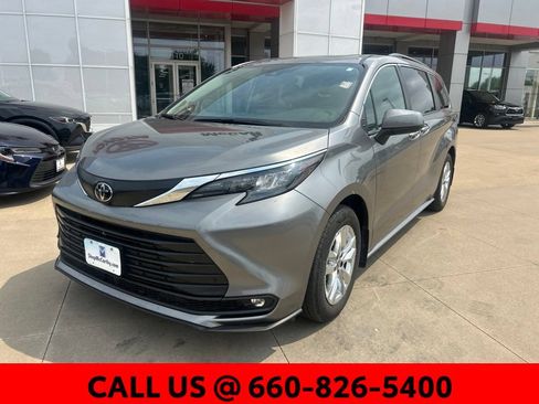 Certified 2026 Toyota Sienna XLE AWD/4WD image 2