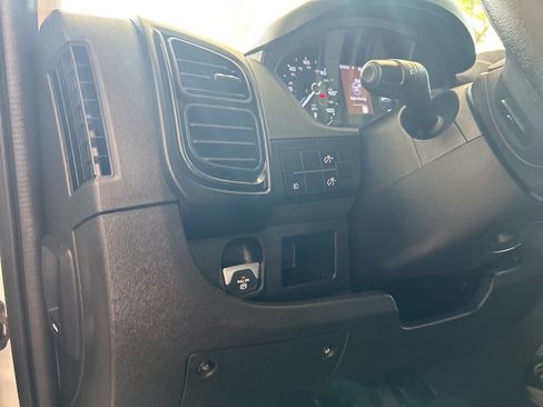 Used 2025 RAM ProMaster 2500 w/ Convenience Group FWD image 41