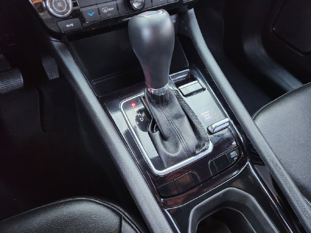 Used 2025 Jeep Compass Limited AWD/4WD image 19