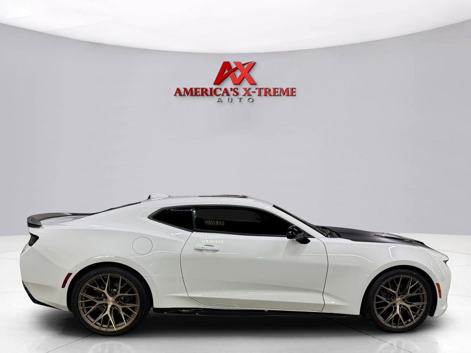 Used 2018 Chevrolet Camaro SS w/ Redline Edition RWD image 8