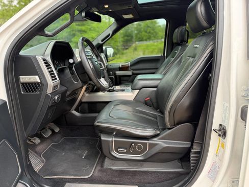 Used 2016 Ford F150 Platinum w/ Equipment Group 701A Luxury AWD/4WD image 15