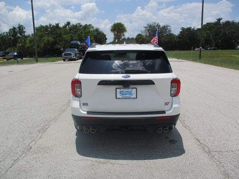 Certified 2022 Ford Explorer ST w/ Equipment Group 401A AWD/4WD image 6