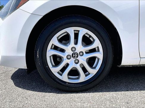 Used 2018 Toyota Yaris iA image 34