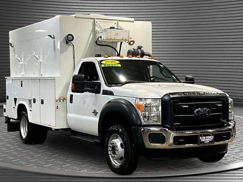 Used 2016 Ford F550 4x4 Regular Cab Super Duty image 3