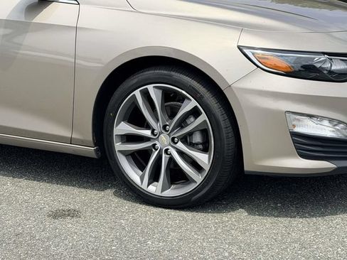 Used 2022 Chevrolet Malibu LT FWD image 7