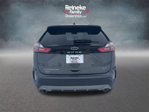 Used 2022 Ford Edge Titanium w/ Equipment Group 301A image 4