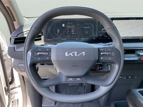 New 2026 Kia EV9 Wind image 29