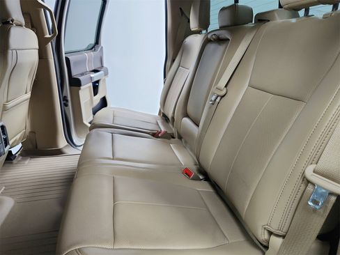 Used 2018 Ford F150 Lariat image 35