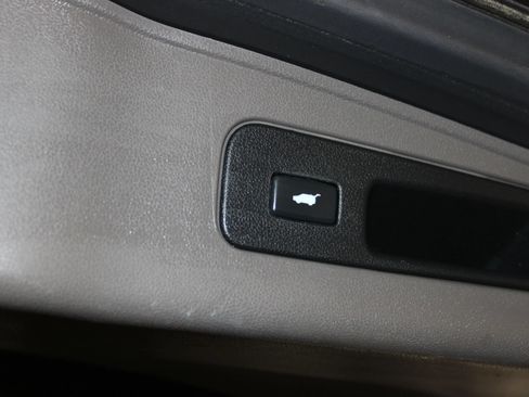 Used 2014 Honda Odyssey EX-L image 39
