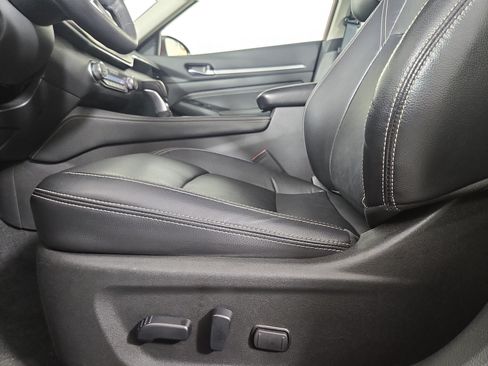 Used 2023 Nissan Altima 2.5 SL AWD/4WD image 32