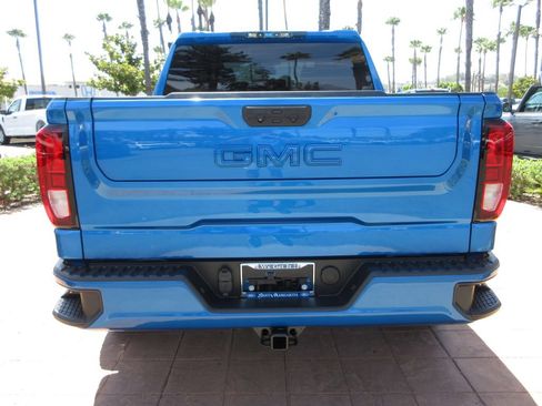 Used 2023 GMC Sierra 1500 Elevation AWD/4WD image 3