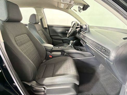 Used 2023 Honda HR-V LX image 29
