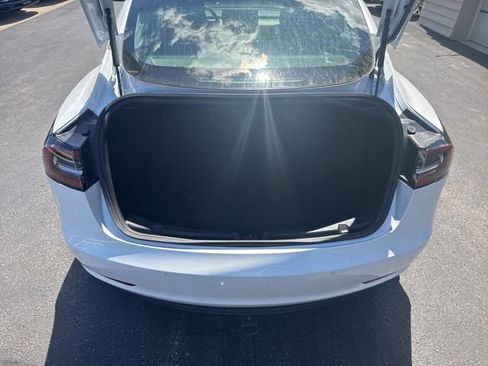 Used 2019 Tesla Model 3 Standard Range Plus RWD image 16