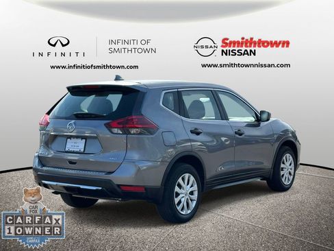 Used 2018 Nissan Rogue S image 6