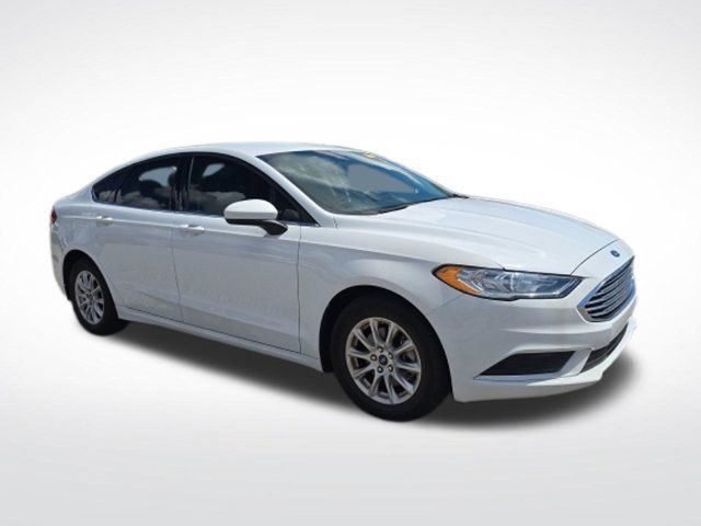 Used 2018 Ford Fusion S FWD image 1