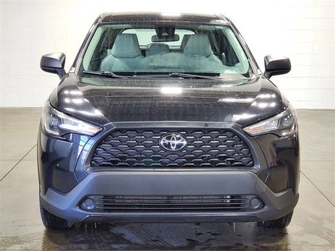 Used 2022 Toyota Corolla Cross L image 7