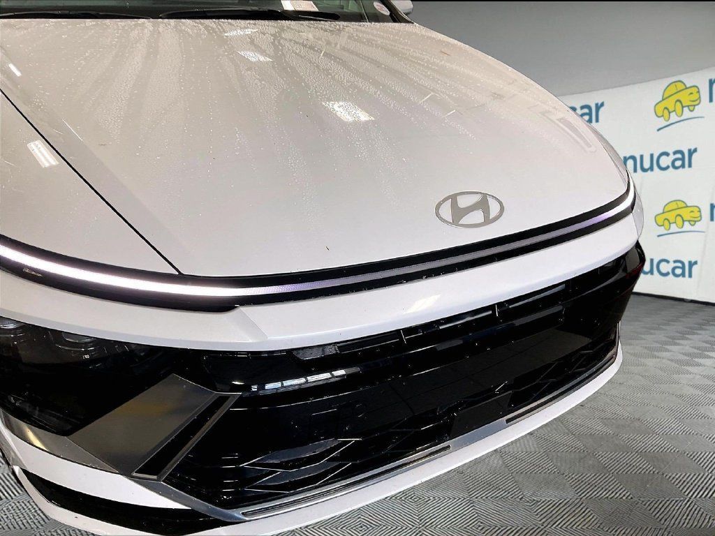 Used 2025 Hyundai Sonata SEL FWD image 30