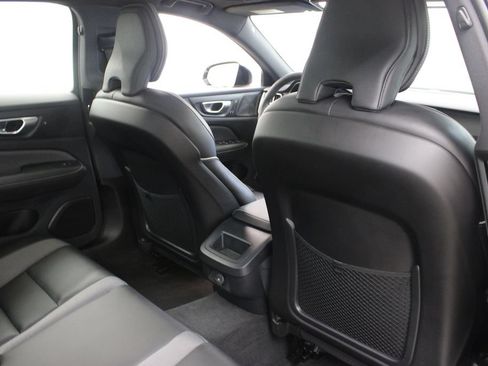 Certified 2024 Volvo S60 B5 Plus FWD image 23