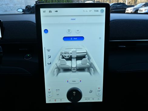 Used 2023 Ford Mustang Mach-E Premium image 27