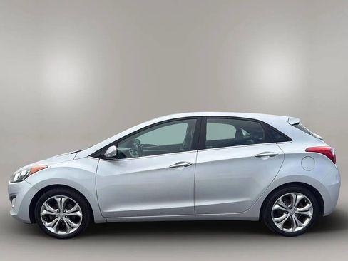 Used 2013 Hyundai Elantra GT w/ Style Pkg image 4