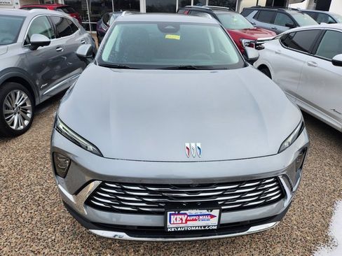New 2026 Buick Envision Preferred image 2