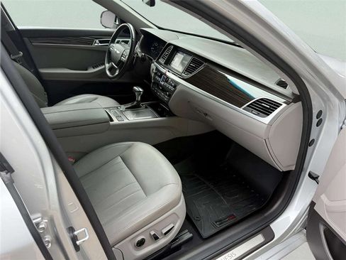 Used 2019 Genesis G80 3.8 AWD/4WD image 17