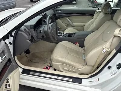 Used 2014 INFINITI Q60 Convertible w/ Premium Package RWD image 4