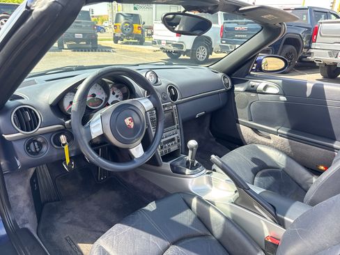 Used 2005 Porsche Boxster S RWD image 17