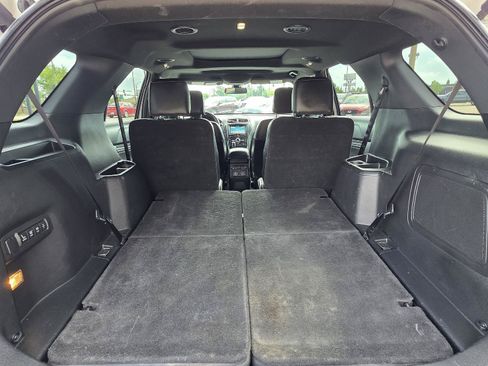 Used 2018 Ford Explorer Sport w/ Equipment Group 401A AWD/4WD image 39