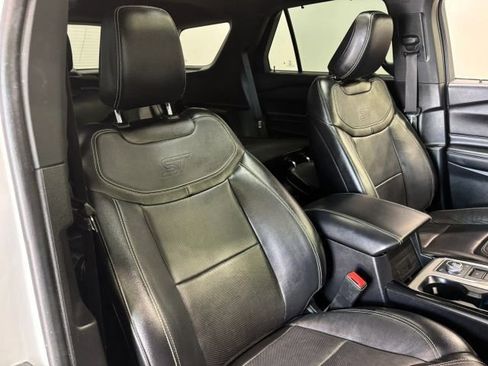 Used 2021 Ford Explorer ST w/ Equipment Group 401A AWD/4WD image 30