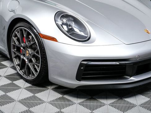 Certified 2022 Porsche 911 Carrera 4S image 28
