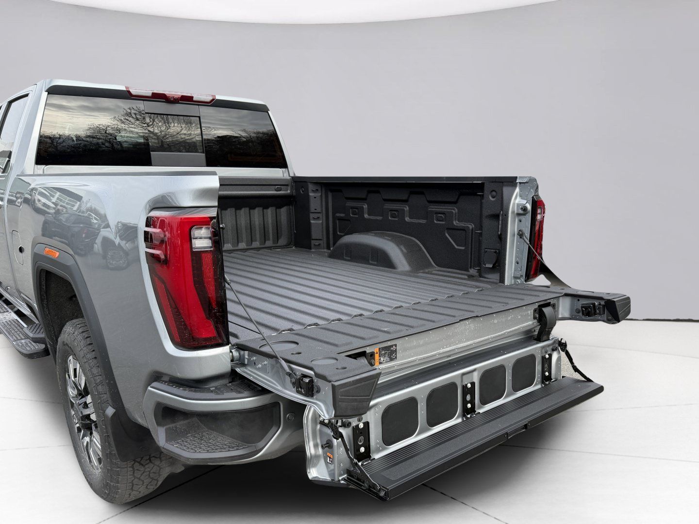 Used 2026 GMC Sierra 2500 Denali w/ Denali Reserve Package AWD/4WD image 18