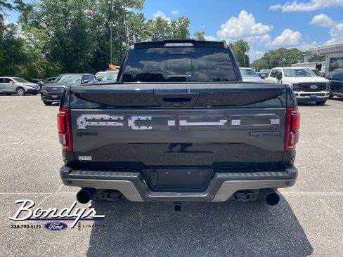 Used 2018 Ford F150 Raptor w/ Equipment Group 802A Luxury AWD/4WD image 13