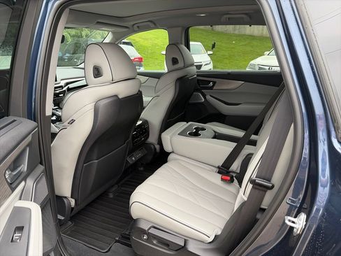 Used 2026 Acura MDX SH-AWD w/ Advance Package image 9
