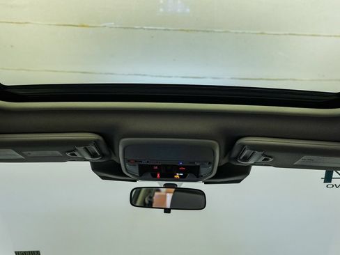 Used 2024 Subaru Forester Premium AWD/4WD image 18