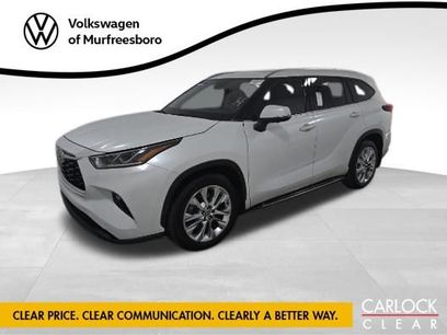 Used 2023 Toyota Highlander Limited