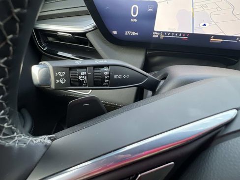 Used 2025 Buick Enclave Preferred image 26