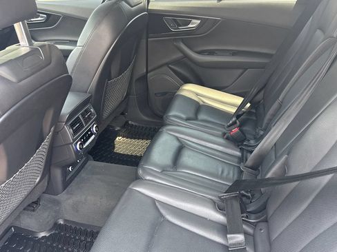 Used 2019 Audi Q7 3.0T Prestige w/ Prestige Package AWD/4WD image 10