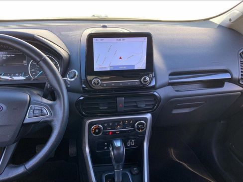 Used 2020 Ford EcoSport Titanium image 6