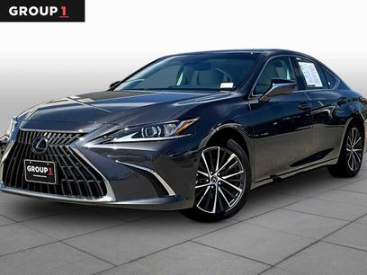 Used 2025 Lexus ES 350 w/ Premium Package