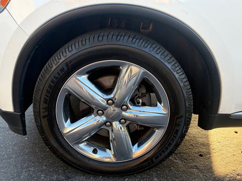 Used 2013 Dodge Durango Citadel w/ Technology Group AWD/4WD image 11