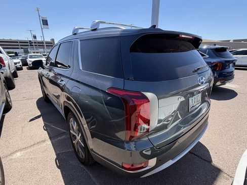 Used 2022 Hyundai Palisade SEL w/ 8P Bench Seat Package FWD image 9