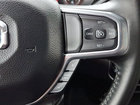 Used 2024 RAM 2500 Laramie AWD/4WD image 23