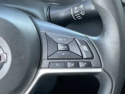 Used 2022 Nissan Altima 2.5 S FWD image 13