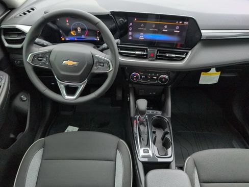 New 2026 Chevrolet TrailBlazer LT w/ Convenience Package FWD image 4