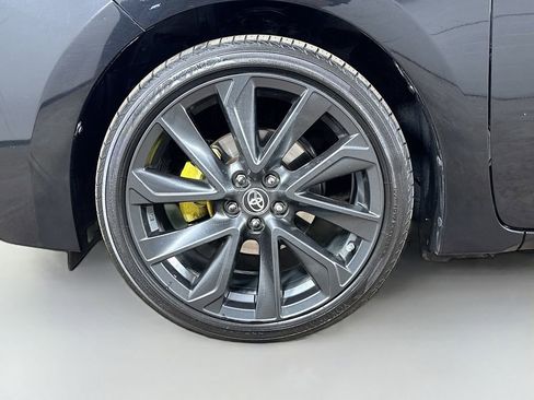 Used 2014 Toyota Corolla LE FWD image 33